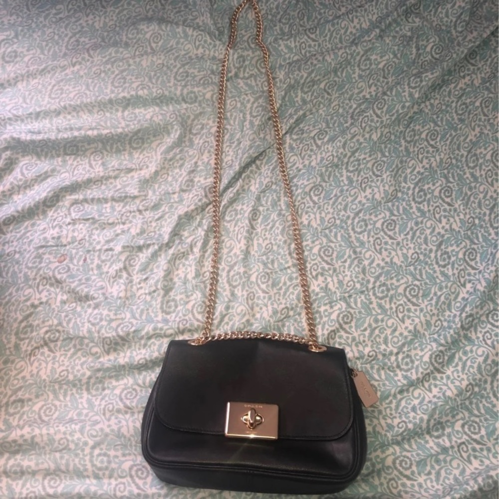 COACH LEATHER BLACK GOLD CHAIN PURSE CROSSBODY